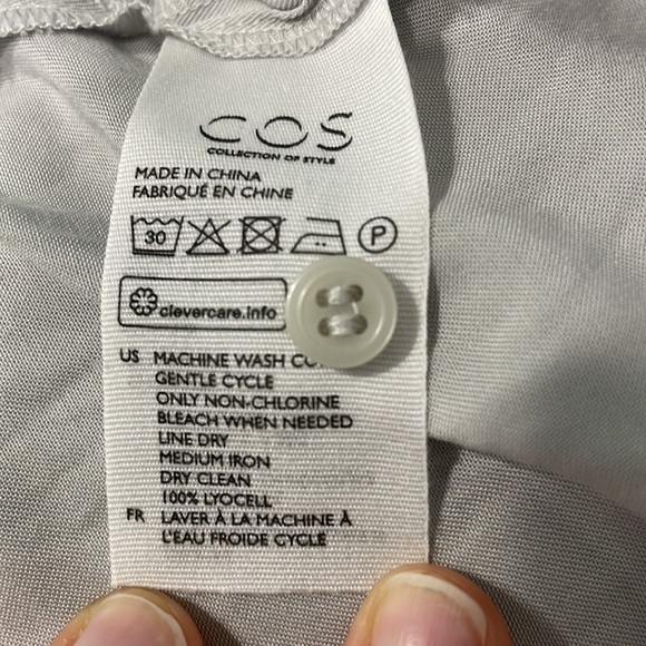 COS

Oversize-Shirt Blouse with Batwing Sleeves - Picture 8 of 9